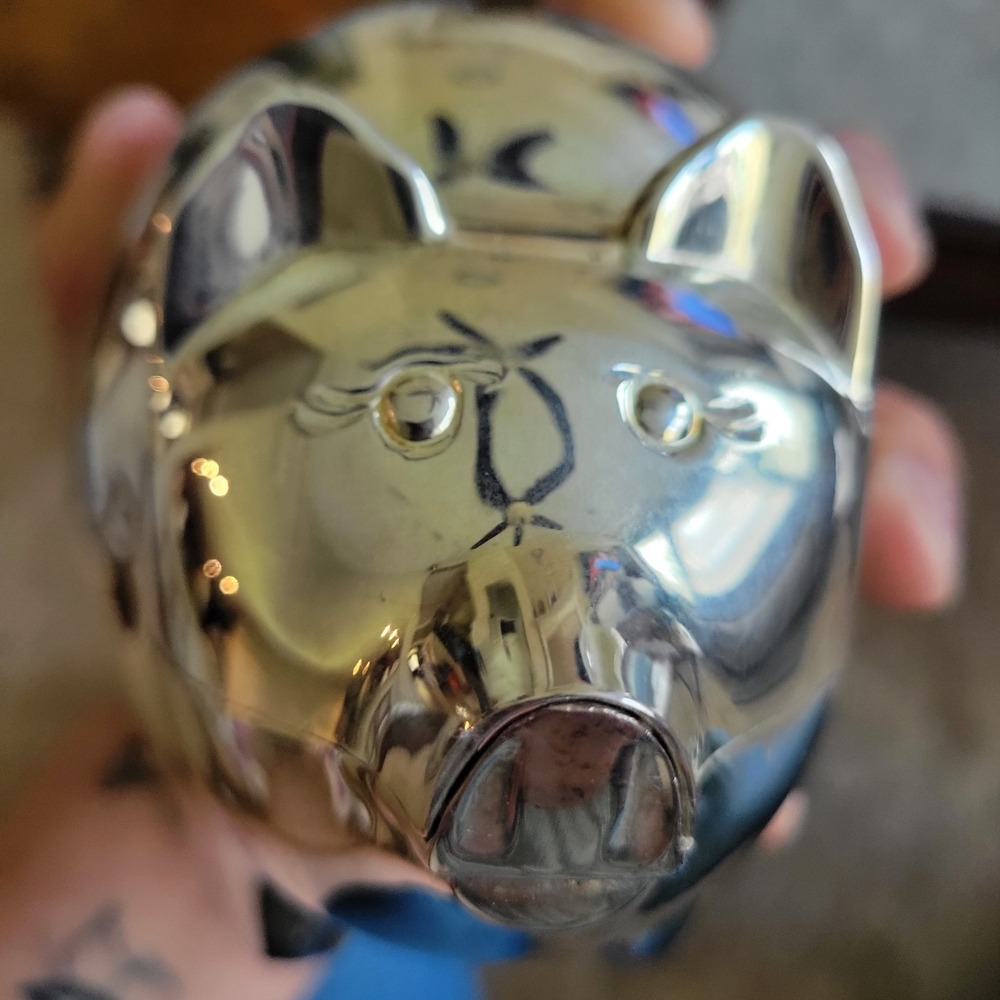 pre-loved small metal piggy bank with stopper excellent condition - Picture 12 of 16